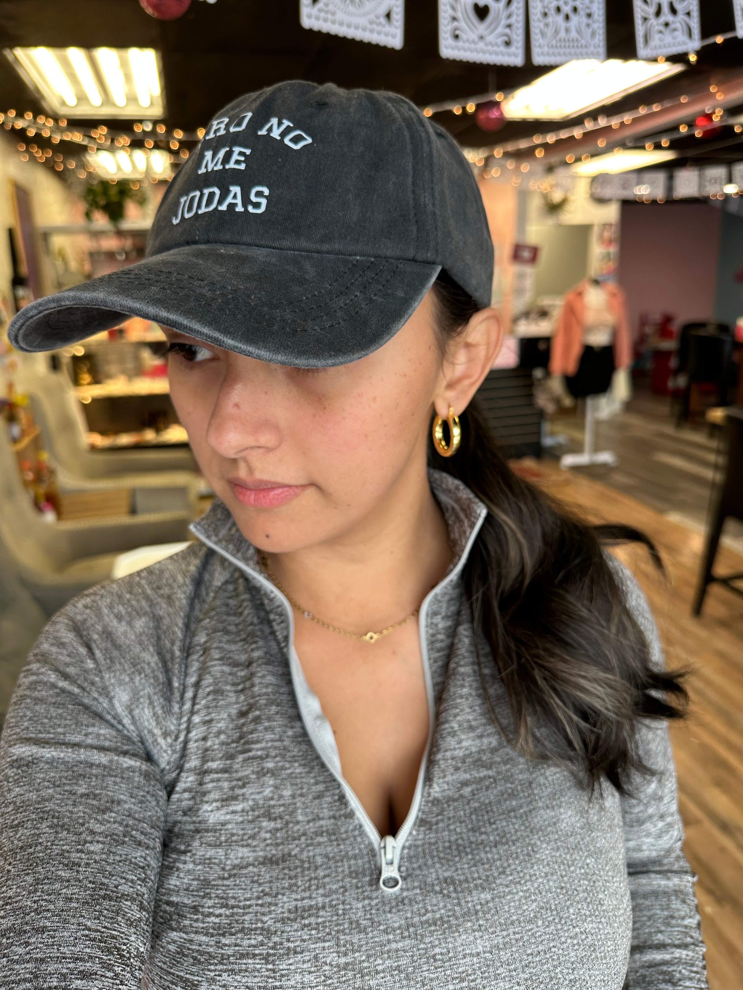 No Me Jodas Black Ball Cap